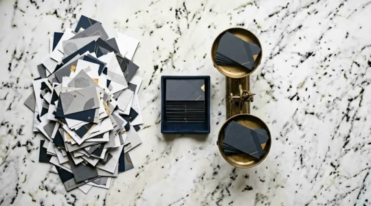 Strategia di marketing B2B con focus sulla qualità dei contatti commerciali e riduzione costi